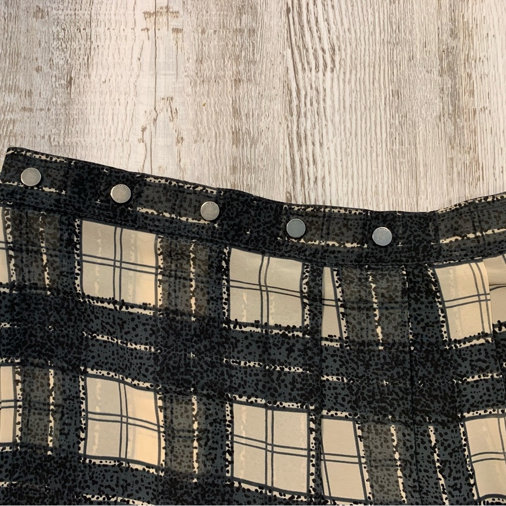 Women’s Diesel button-up black and beige/yellow plaid pleated skater mini skirt - Picture 6 of 10